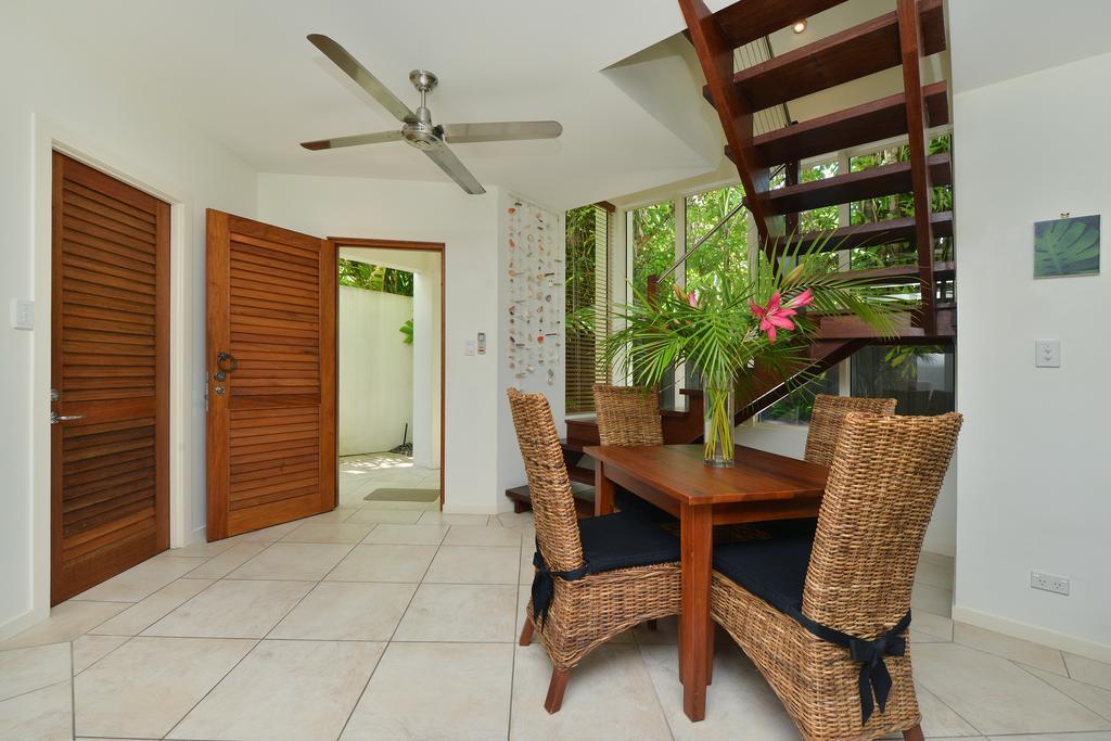Villa Frangipani พอร์ตดักกลาส ภายนอก รูปภาพ
